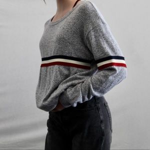 long sleeve light weight sweater size s